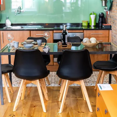 Merc Downtown's Place Apartmán