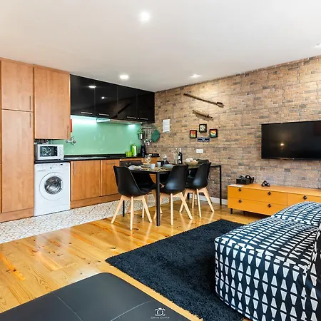 Merc Downtown's Place *