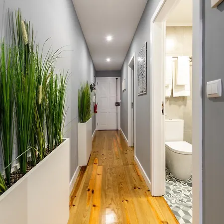 Merc Downtown's Place Apartmán *