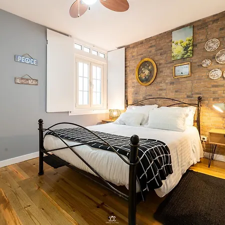 Merc Downtown's Place