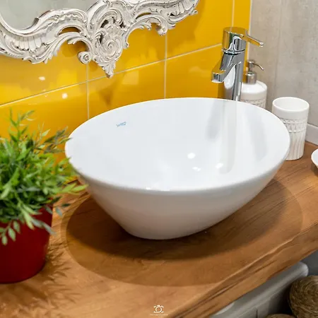 Merc Downtown's Place Apartmán