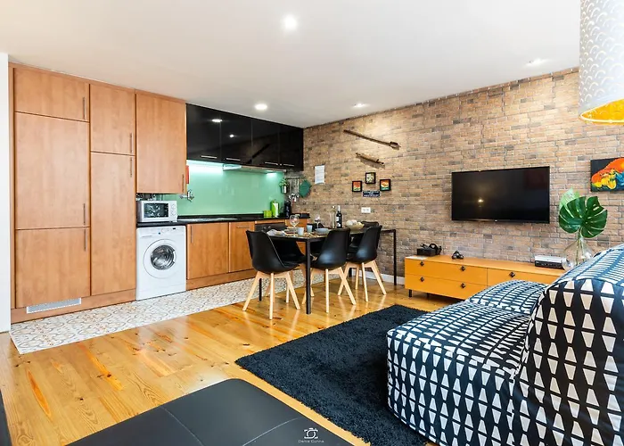 Merc Downtown's Place *