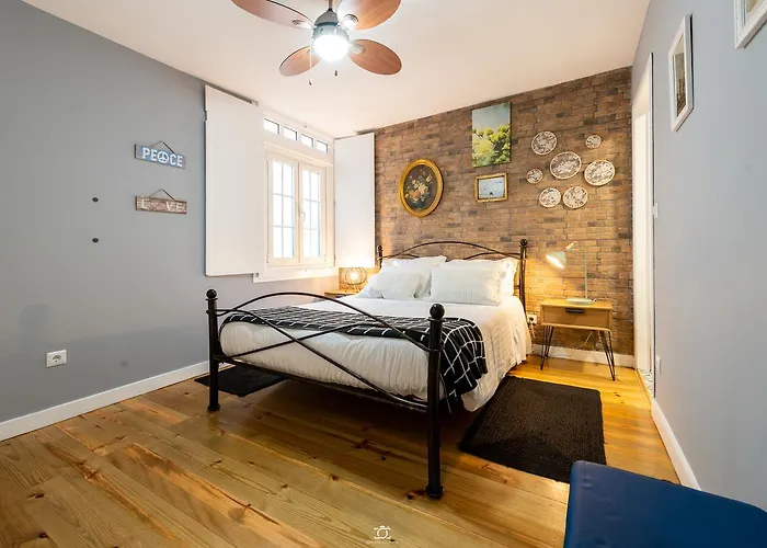 Merc Downtown's Place Apartment Porto